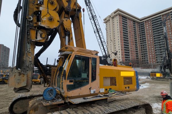 2302739279574276624 (002)